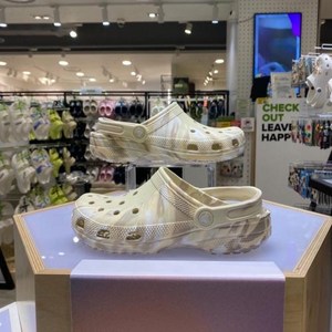 [크록스] 클래식 마블 클로그 206867-2Y3 본/멀티