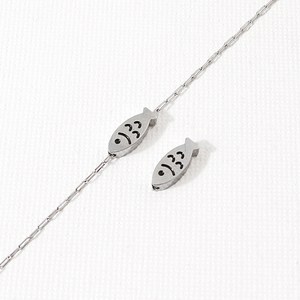 비즈아이 [8-053-01]써지컬스틸 펜던트 에폭물고기통과형 10x4mm 1개