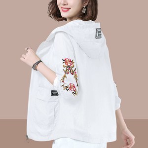 여름 중년여성 자외선차단 바람막이 무지 자수 초경량 캐주얼 후드 쿨링 자켓 M~5XL C86