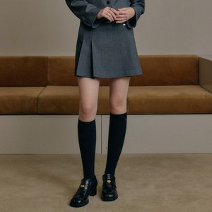 룩캐스트 여성용 KYRA PLEATS SKIRT