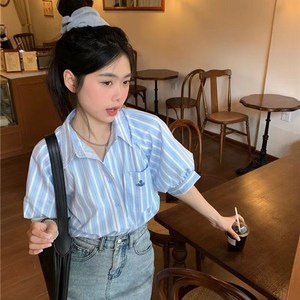 여성 여름 반팔 셔츠 남방 캐주얼 폴로넥 상의 루즈핏 얇은 아우터 기질 스트라이프 퍼프 소매 셔츠 남방 CY