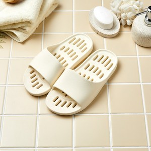 [모던하우스] 물빠짐좋은 PVC 욕실화 270mm 아이보리 샤바스 (BG0424001), 1개