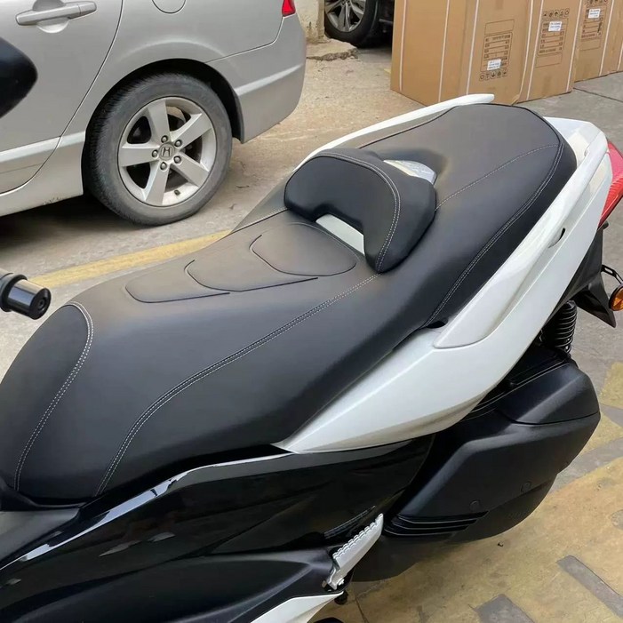 2018  2022 년식 야마하 호환 XMAX 300 개조시트 편안한 좌석 등받이 개조용 시트, 화이트 스티치흰 실선 1822년식, 전용 차량
