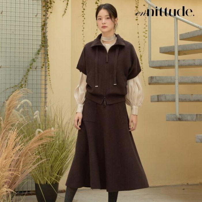 엔니튜드 24FW 울 블렌드 니트셋업 2종반팔재킷스커트
