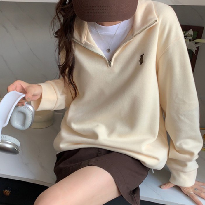 [랜덤플레이] 반집업 데일리룩 캠퍼스 바니 맨투맨