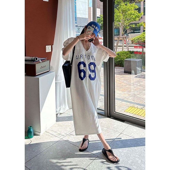 더사바 빅로고 브이넥 롱박스원피스 여름 편한 루즈핏 반팔 원피스