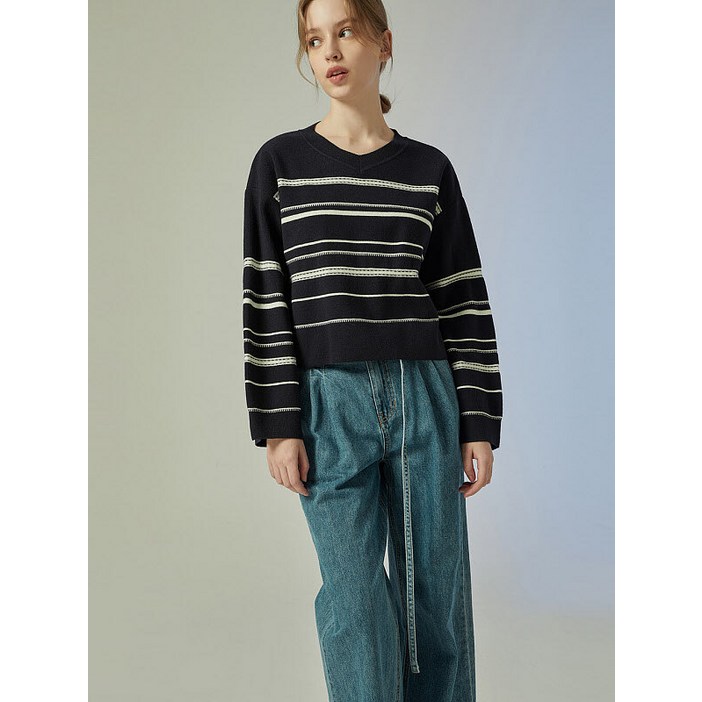 씨씨콜렉트 CC collect. 스트라이프 크롭 니트 탑_C231KSK002 P003087810 2375143