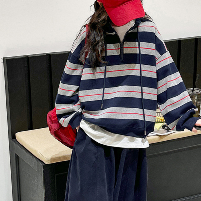 몽키카카 여아 주니어 초등학생 봄 가을 데일리룩  스트라이프 반집업 맨투맨