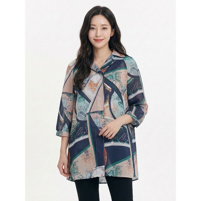 크로커다일레이디 네이비 기하학 패턴 포인트 카라 블라우스 CLCMBL133
