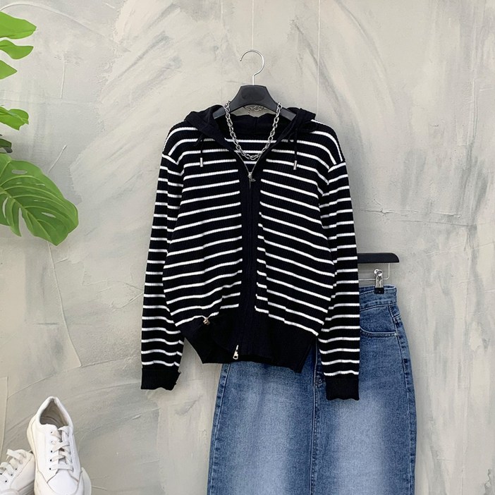 행복여 두두 스트라이프 배색 루즈핏 니트 후드 집업
