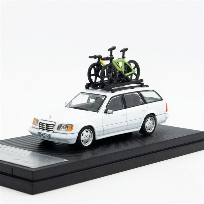 Mortal 1:64 메르세데스 벤츠 E클래스 웨건 S124 - 화이트