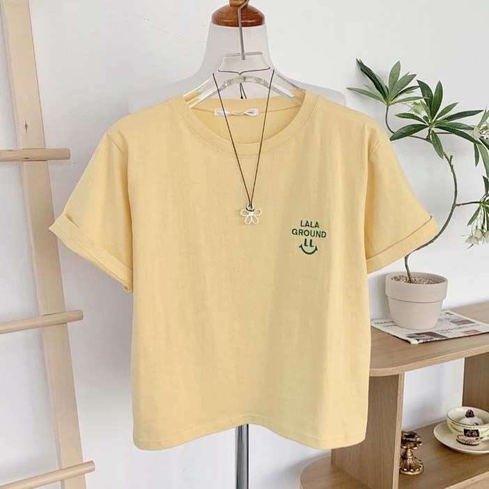 스마일 자수 루즈핏 세미 크롭 반팔 티셔츠