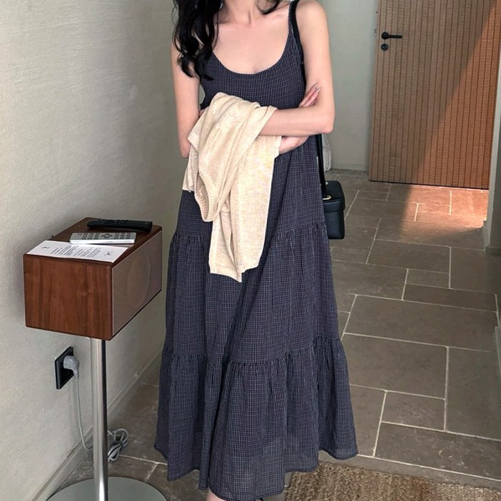 당일발송 여유핏 세상가벼운 아사면 끈나시 뷔스티에 체크 티어드 셔링 롱원피스