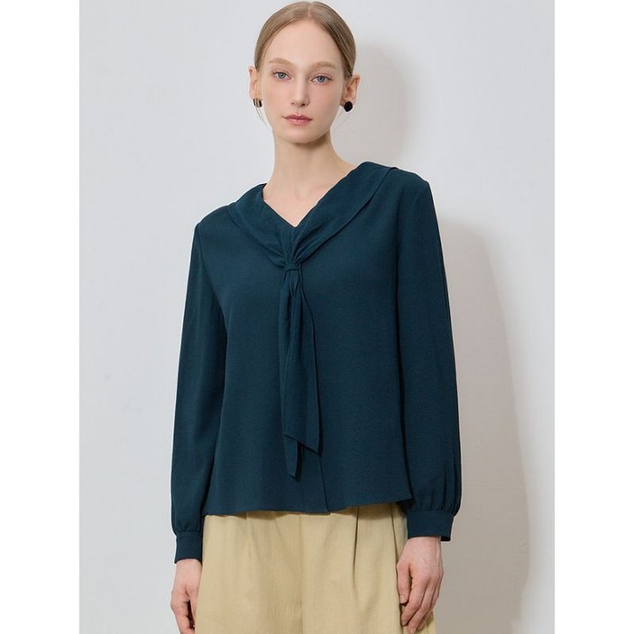 쉬즈미스 쉬즈미스(SHESMISS)  엣지 타이넥 퍼프 블라우스 (택가격: 168000원)