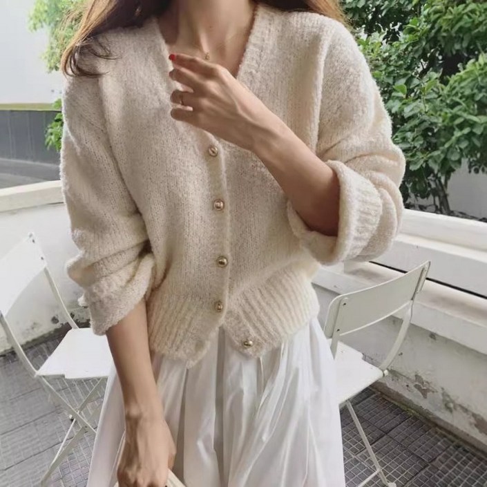 아이엠몽 여성용 몽그비 브이넥 부클 니트 가디건