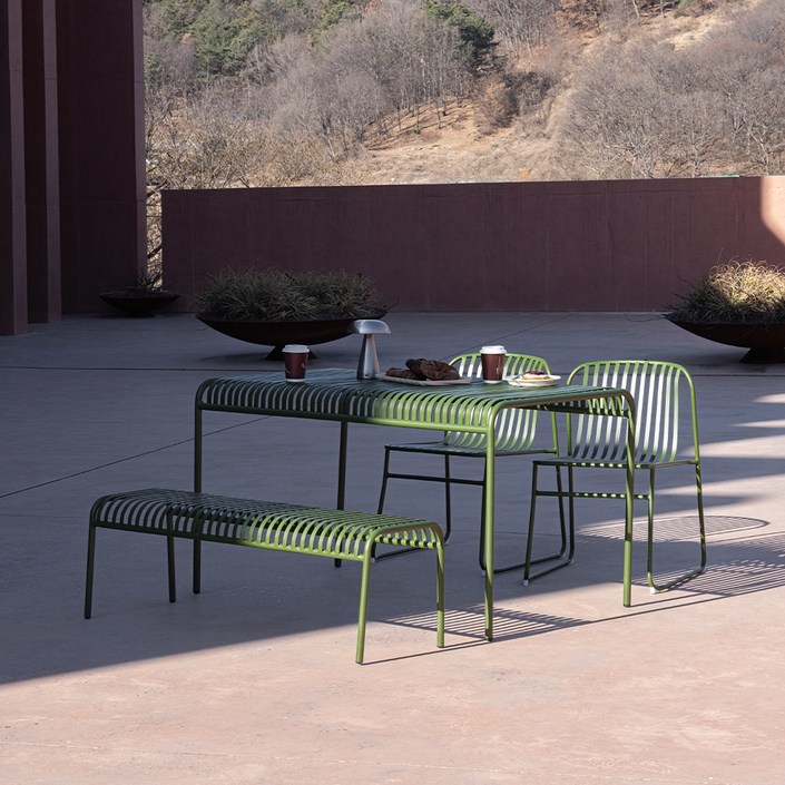 코나 야외 테이블 세트 4인 철제 벤치 의자, 코코아브라운