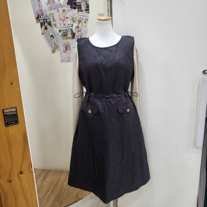 무자크 퀼팅 민소매원피스MO8WOP01YS