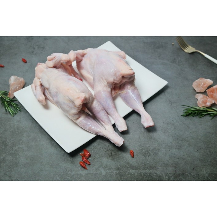 치킨테이블 국내산 삼계닭 백세미 70호 700g 냉장