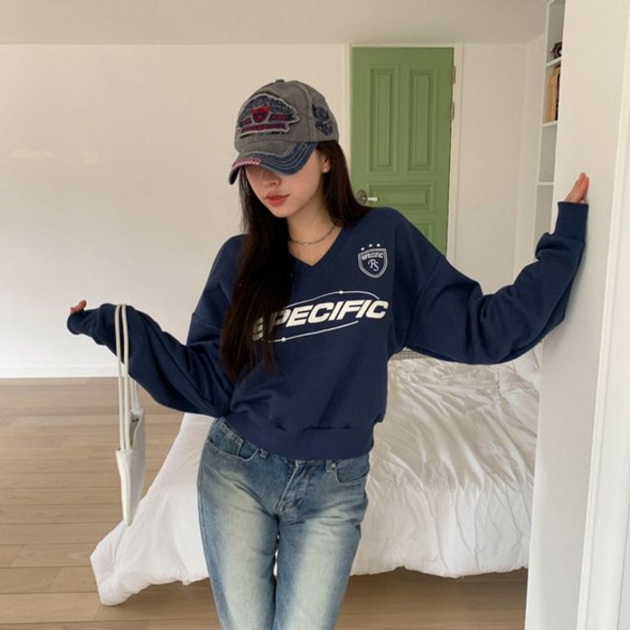 규시야 브이넥 레터링 세미크롭 맨투맨여성티셔츠 맨