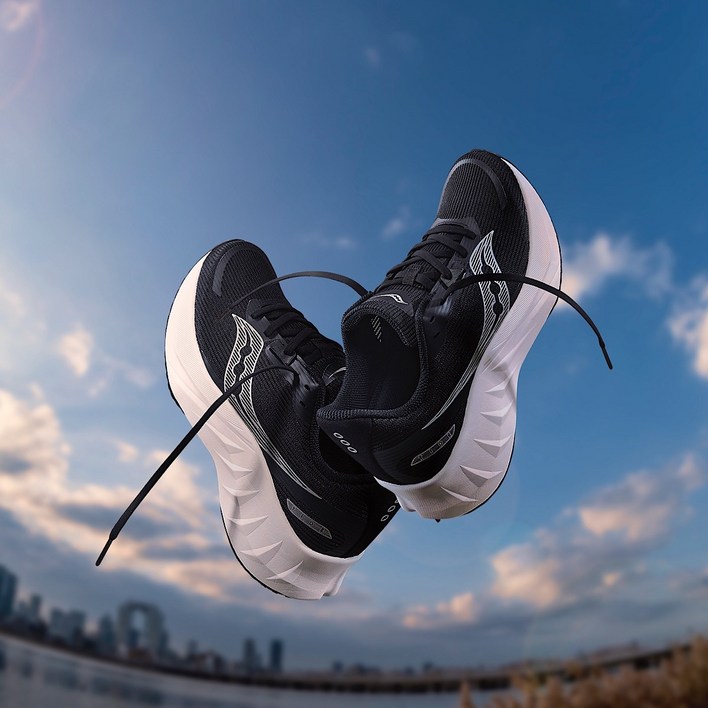 [ABC마트 신구로NC점] 써코니/타이드 2 U_S28216-62_BLACK/WHITE_남녀공용