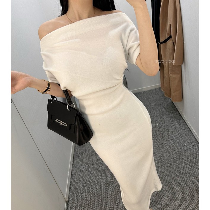 이프원더 기모 밀크티 롱원피스
