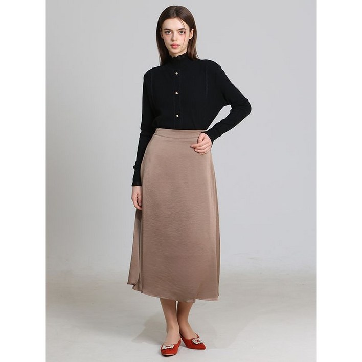 리스트 오조크(OZOC)  샤틴 A 스커트 (택가격: 99000원)