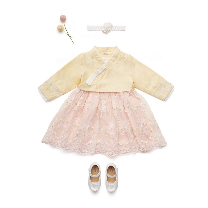 아가방 신상 로빈한복원피스세트밴드PINK01R024053 레이스  배색 원피스와 저고리 밴드 구성의 상하세트로  명절룩으로도 일상룩으로도 활용도 높은 아이템으로 추전드