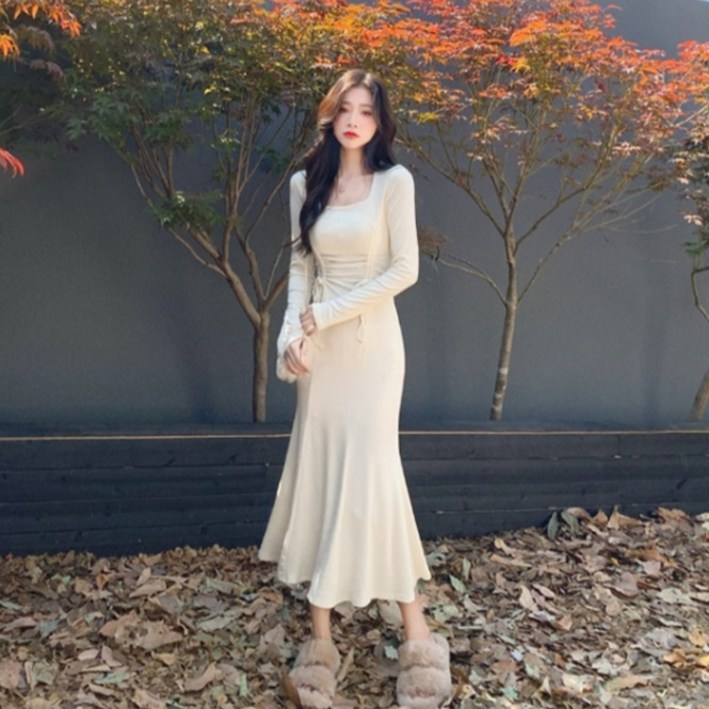 피어니스트 머메이드 스퀘어넥 원피스