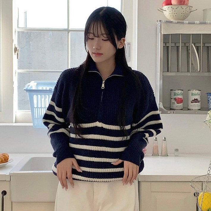타니즈 피올 스트라이프 반집업 긴팔 니트  3컬러