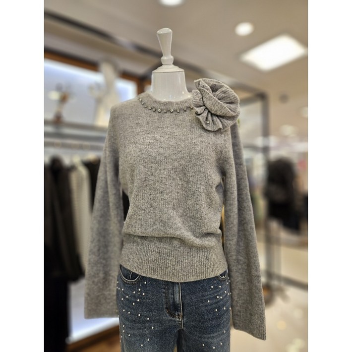 듀엘 DEWE 빅 코사지 니트 D234KSK040  NC일산