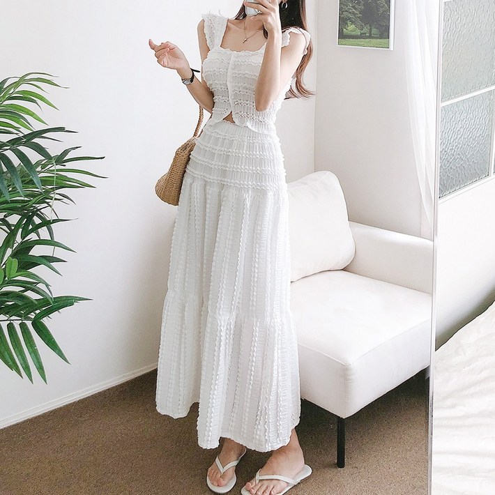 요시아나 당일발송 여리여리핏 엘로나 레이스 나시 크롭 블라우스 롱스커트 투피스 2컬러