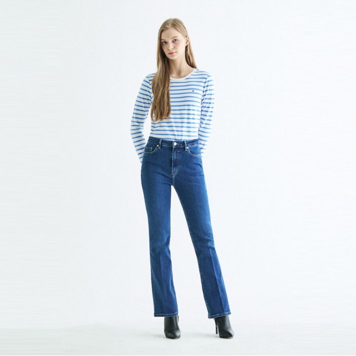 백화점정품 타미힐피거 여성 티셔츠 정상가 98,000레귤러 핏 스트라이프 크루넥 롱슬리브 T22E0TTO003WT20A7 맨투맨