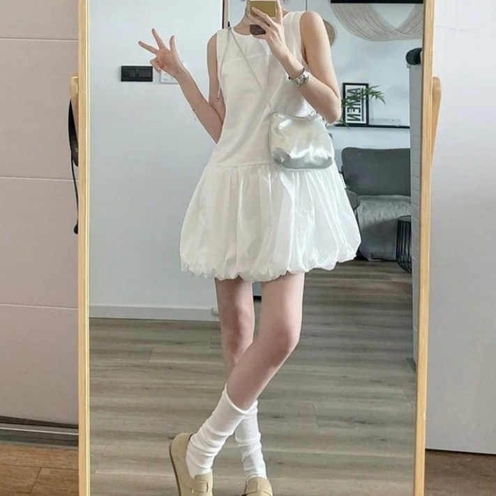 아이엠몽 여성용 세미온 벌룬 미니 나시 원피스