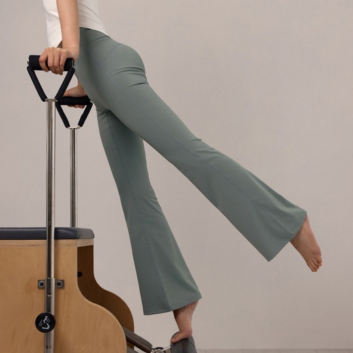 콘치웨어 여성용 리프팅핏 부츠컷 레깅스