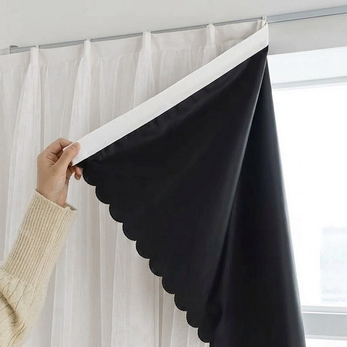 블레오 무타공 쉽게 붙이는 레이스 암막 이중 커튼