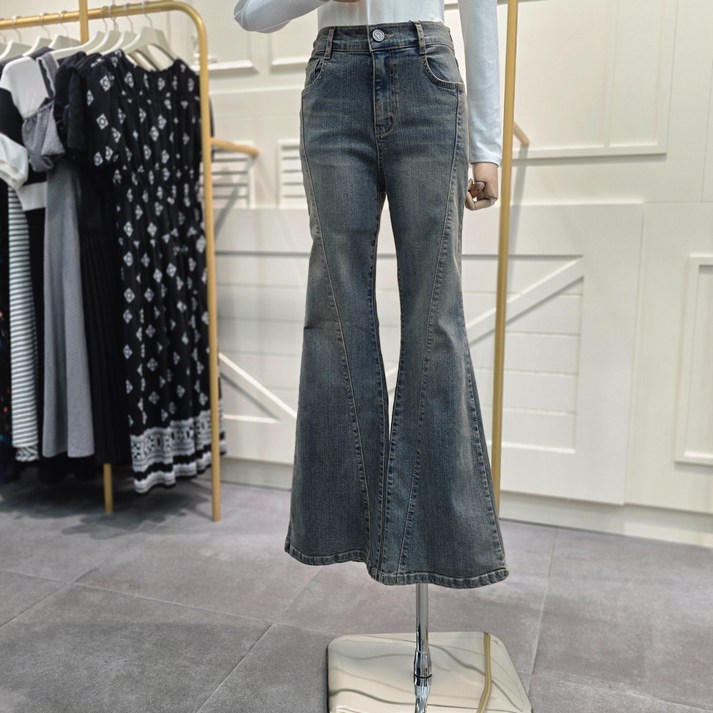 국내매장판 에고이스트 슬림 라인 자수 스판 부츠컷 데님팬츠 ER3ODP52MICA 119276