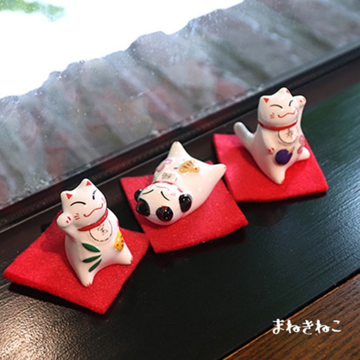 일본 복고양이 도자기 인형 마네키네코 붉은방석 3종세트 행운의 고양이 개업선물