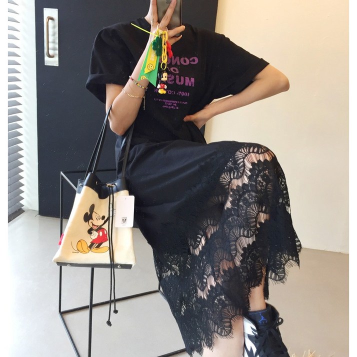머랭 레터링 레이스 라운드 반팔 롱 원피스 2color 머랭 레터링 레이스 라운드 반팔 롱 원피스 2color