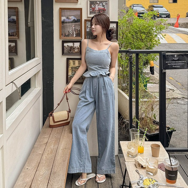 떳다그녀 론데아 나시 청바지 투피스 청청 연청 셋업 여름 페플럼 프릴 탑 밴딩 와이드 데님팬츠 세트