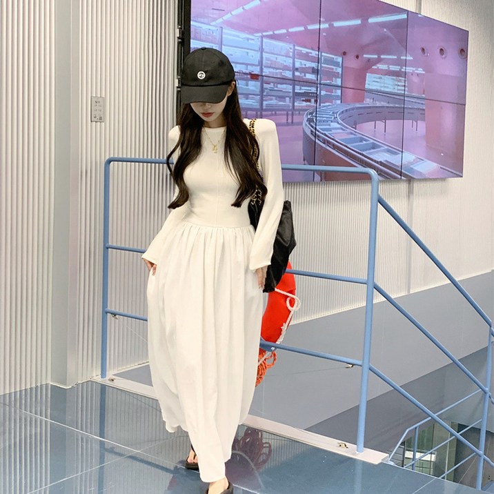 피어니스트 허리 스티칭 A라인 롱 원피스