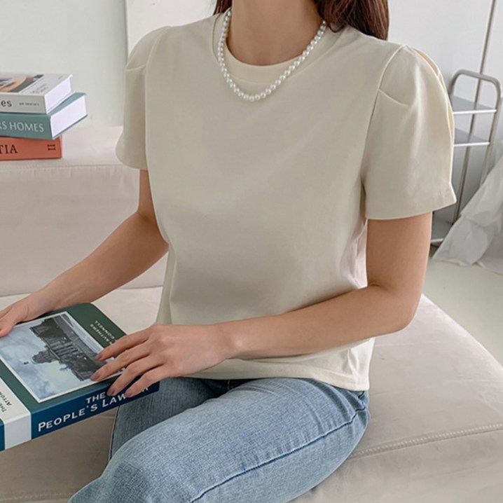 여성용 라운드 무지티 반팔 여성스러운 데일리룩 주주퍼프소매반팔티