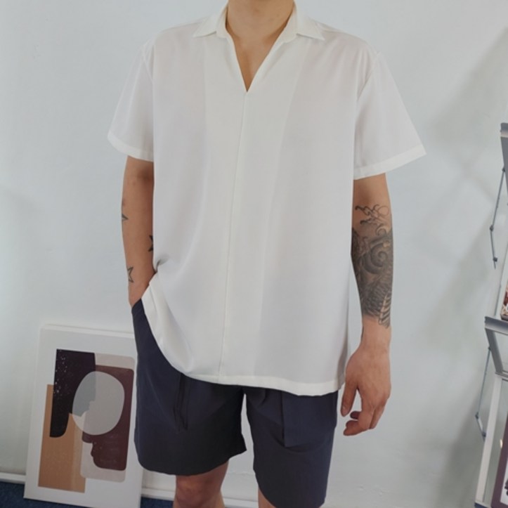 딥스토어 남자 솔리드 오버핏 링클프리 오픈 브이넥 카라 반팔 셔츠 남자반팔셔츠오버핏