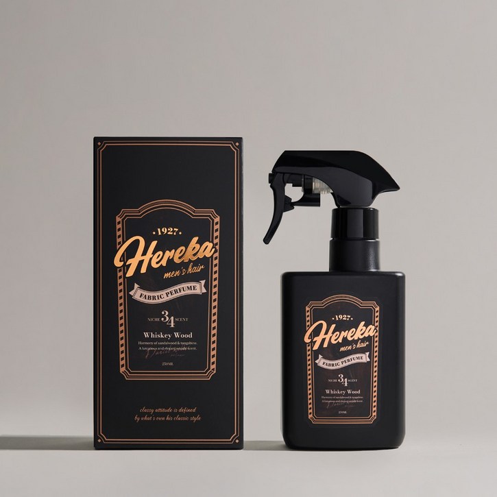 헤레카 패브릭퍼퓸, 위스키우드향 섬유 향수 드레스퍼퓸 섬유스프레이 250ml, 1개, 250ml, 위스키우드향