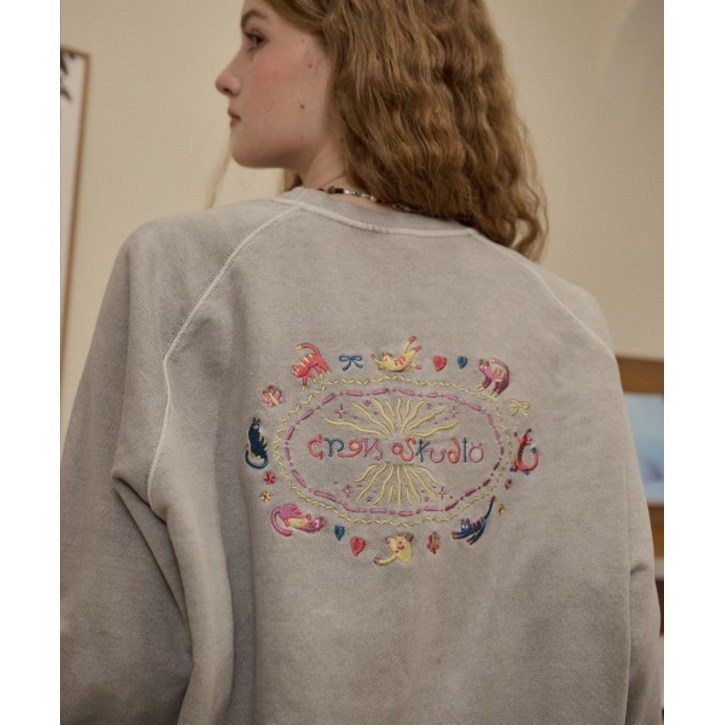 꼼파뇨 캣 스티치 레글런 피그먼트 맨투맨 고스트그레이 7979016