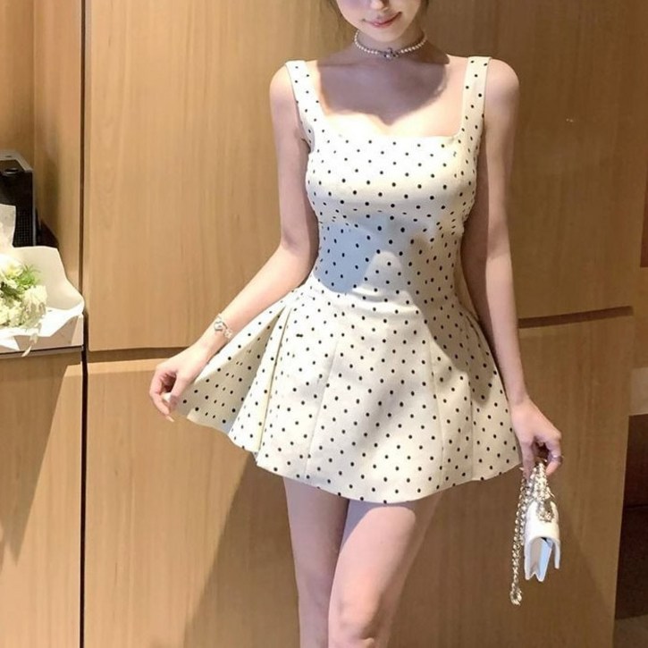 카밀라쇼룸 미니 스퀘어넥 플레어 패턴 귀여운 폴카 도트 원피스