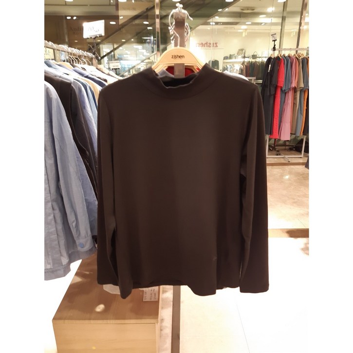 지센 뉴코아창원점 웜업코트나하프넥긴팔티셔츠 ##따뜻하고 신축성좋아 겨울까지 쭉 입어요