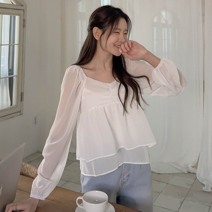 엘루이즈 세아린 스퀘어넥 페미닌 쉬폰 프릴 블라우스 (BEB0046)