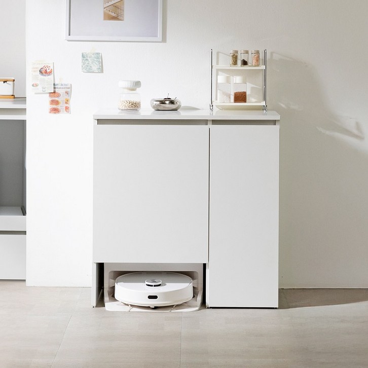 웰퍼니쳐 무토 올인원 키 큰 로봇청소기 수납장 주방 선반 찬장 로보락 보관함, 화이트