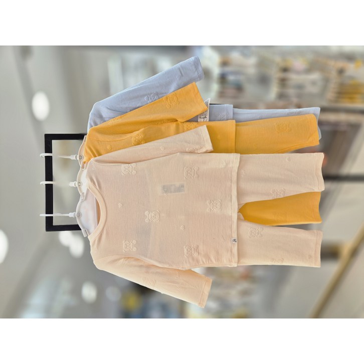 동아쇼핑점아가방 봄가을겨울 유아 남아여아쌍둥이 무형광 긴팔내의 실내복 일상복 얇고 부드러운 히트텍 활동감좋은 스판감 보들보들  후회하지않을거예요 스무디하트웜내의