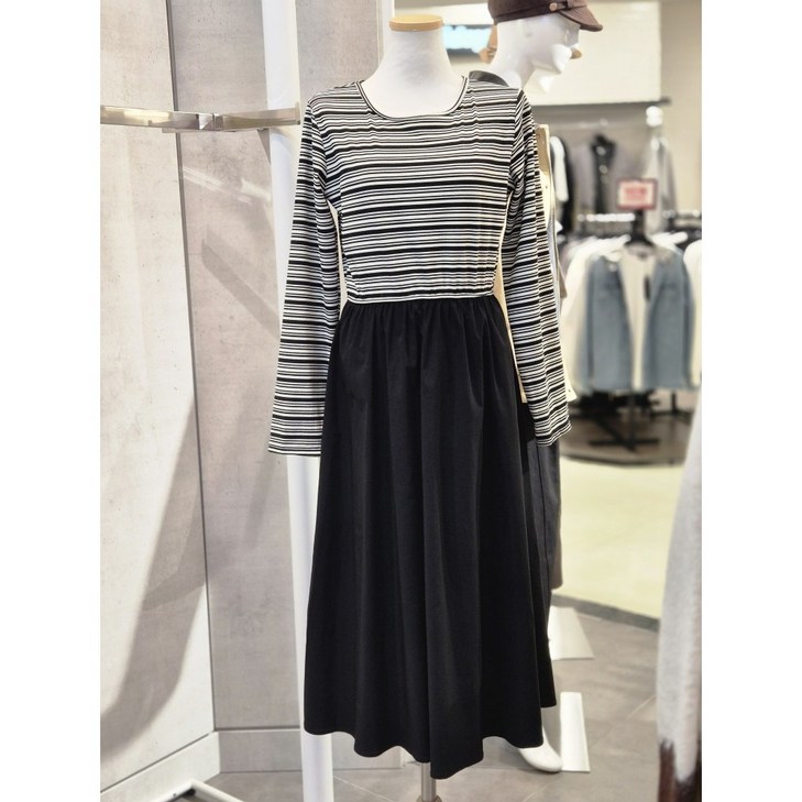 밸리걸스트라이프티매치 플레어 블랙원피스 610170